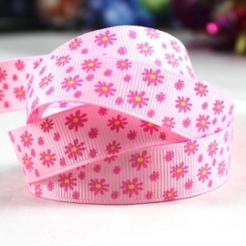 10.06 Roze lint met roze bloemen