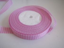 10.07 Roze geruit lint