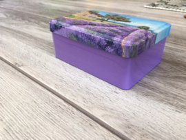 Blechdose mit Lavendel bild