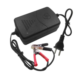 Nieuwe Acculader 12V voor Motor en Auto