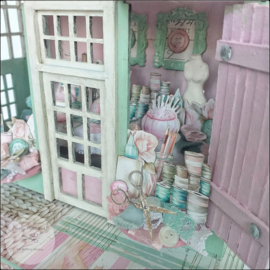 Craftshop with album