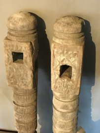Set van twee houten ornamenten (Nr. 3)