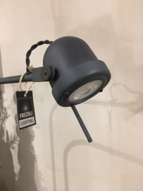 Mooie metalen vloerlamp loodgrijs Spezia van Frezoli