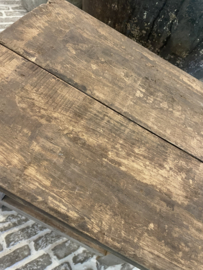 Leuk groot krukje van oud hout