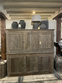Stoere dichte kast oud hout 6 deurs "Jens"