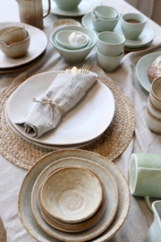 Mooi servies walnoot