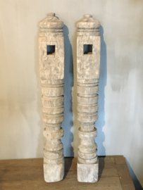 Set van twee houten ornamenten (Nr. 4)