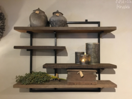 Stoer wandrek met oud houten planken grey