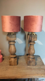 Stoere baluster tafellamp bruin - 2 maten