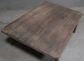 Prachtig oude unieke salontafel