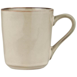 Mooi servies zandkleur
