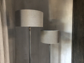 Mooie staande lamp met natuurstenen voet 150 cm