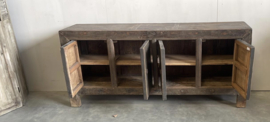 Prachtig origineel dressoir uniek stuk