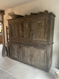 Stoere dichte kast oud hout 6 deurs "Jens"