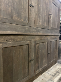 Stoere dichte kast oud hout 6 deurs "Jens"