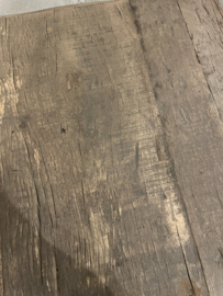 Stoere bijzettafel recht oud hout met staal "Levv"