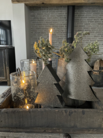 Mooie kerstboom van bruin koper metaal