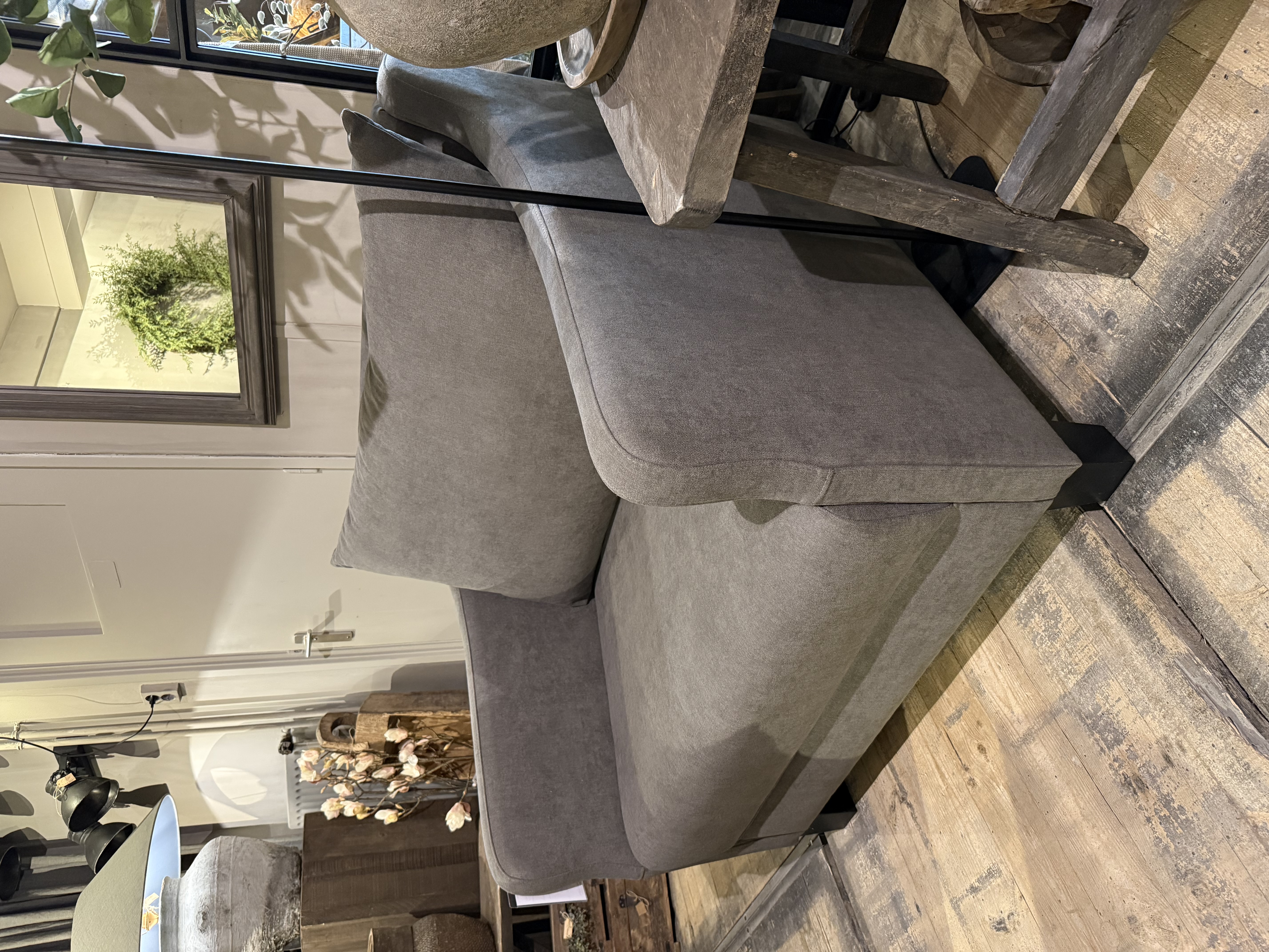 SHOWMODEL!! Landelijke stoere sobere linnen loveseat "Bento"