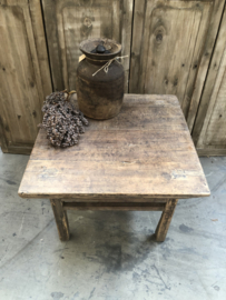 Stoere oude unieke salontafel / bijzettafel