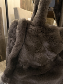 Leuke fluffy bont tas bruin