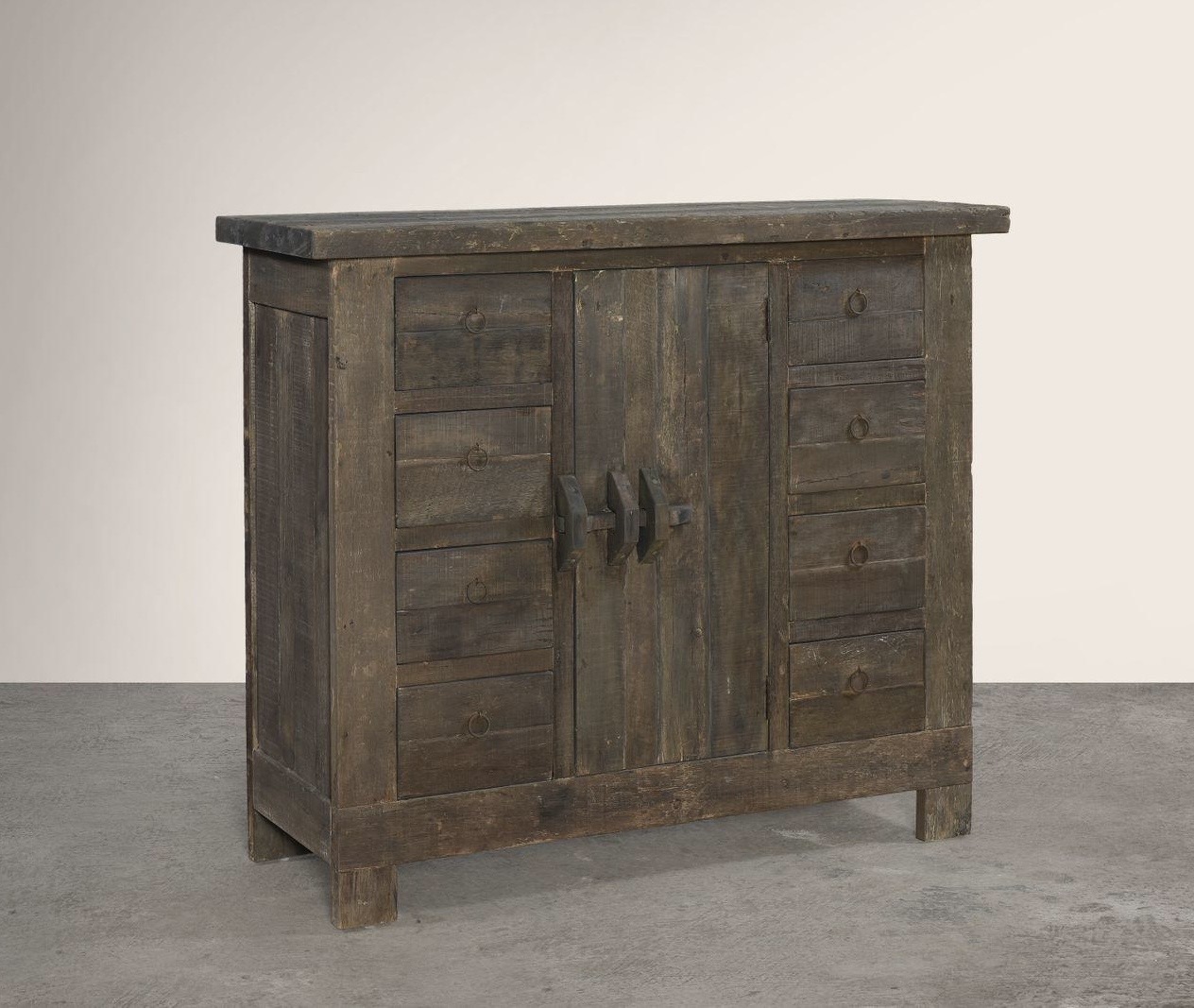 Stoere dichte kast oud hout  "Jens"