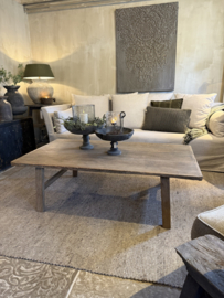 Prachtig oude unieke salontafel