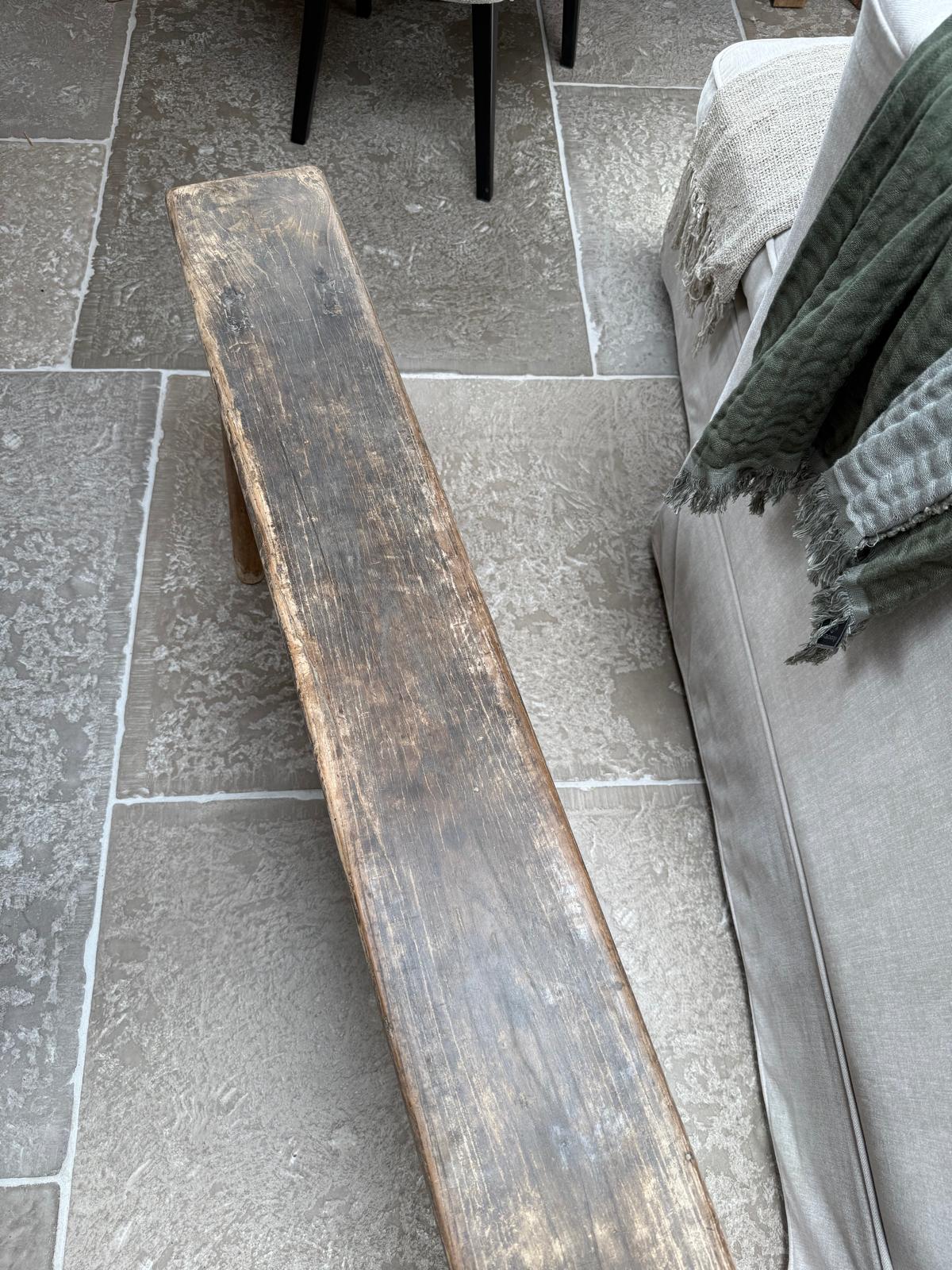 Stoer uniek bankje oud hout