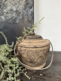 Mooi uniek Nepalese pot