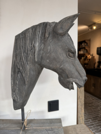 Mooi houten paard XL vergrijsd hout van Luksa Home