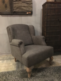 Mooie landelijke fauteuil met oren "Neva"