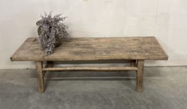 Prachtig oude unieke salontafel smal model