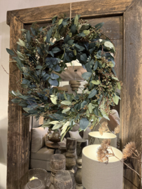 Prachtige kunst krans van eucalyptus