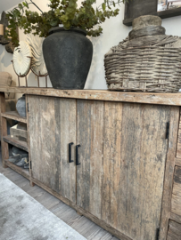 Stoer dressoir "Levv" van oud hout 220 cm