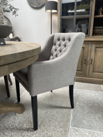 Landelijke eetkamerstoel "Lyon" met arm van Bocx Interiors