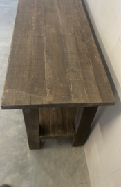 Stoere  sidetable van oud  hout "Jens"