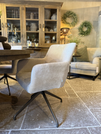 Prachtige eetkamerstoel "Guus"