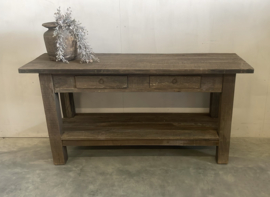 Stoere  sidetable van oud  hout "Jens"