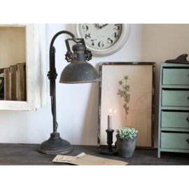 Stoere zwart metalen tafellamp