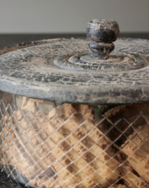 Mooie koektrommel van klassiek glas met houten deksel