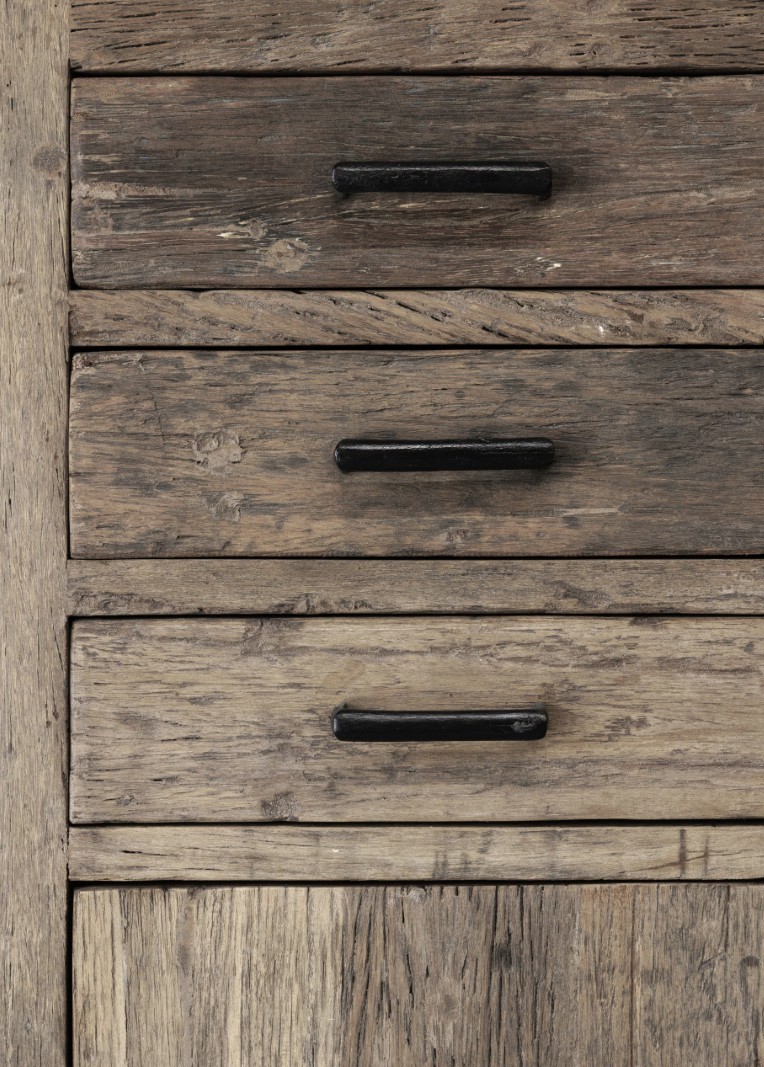 Stoere ladekast "Levv" met deurtje van oud hout