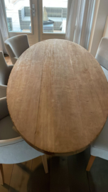 Stoere ovale eettafel "Reno" van oud hout naturel
