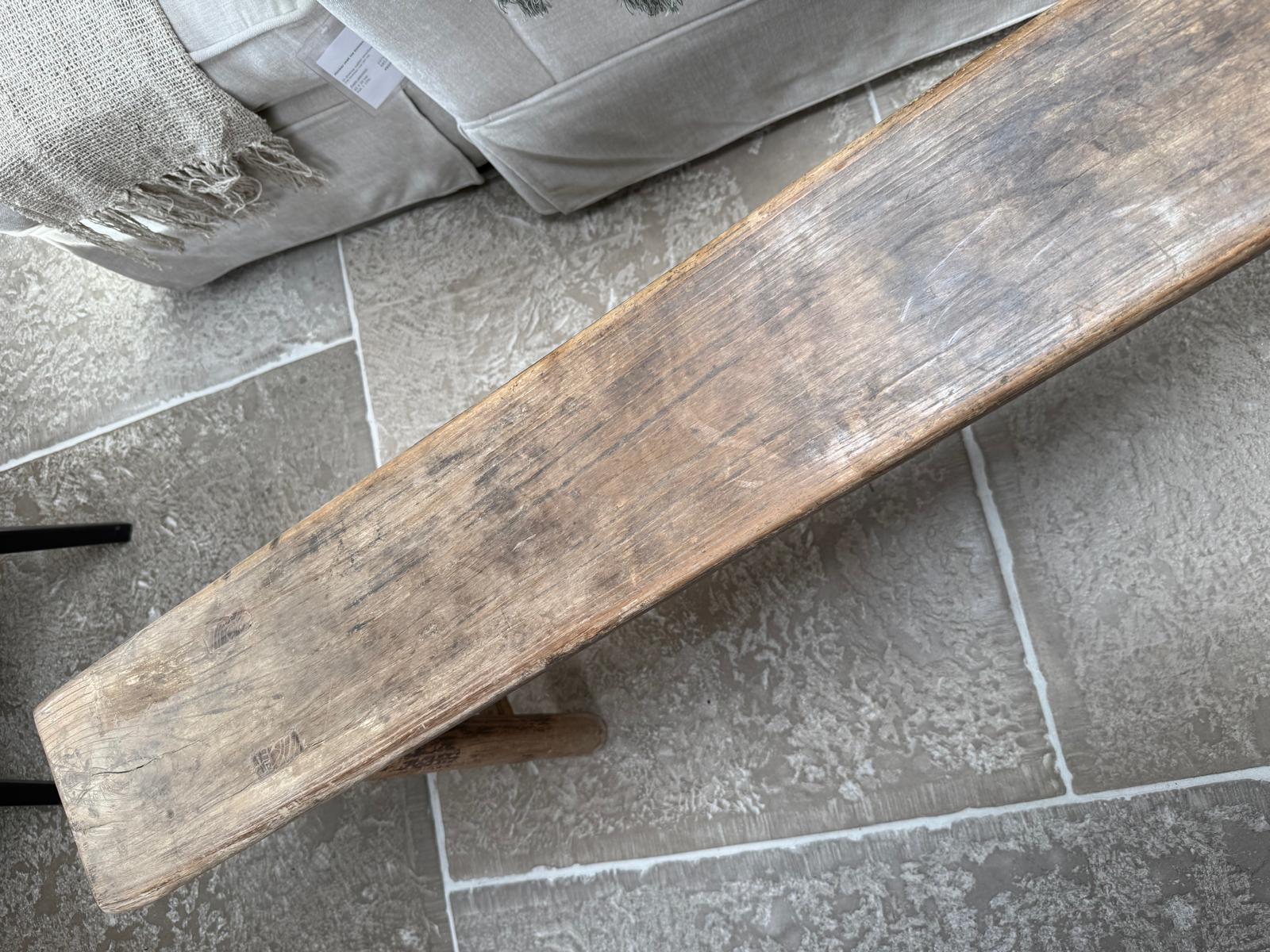 Stoer uniek bankje oud hout
