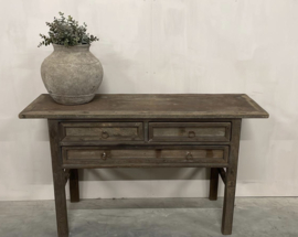 Stoere  sidetable van oud vergrijsd hout