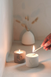 Leuke kleine waxinehouder met hartje - setje van 2 kleuren