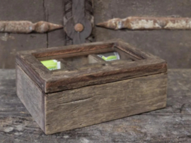 Stoere theedoos van oud hout