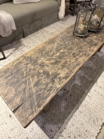 Mooie unieke  salontafel Naga van oud hout