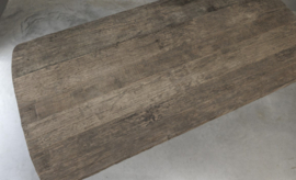 Stoere deens ovale eettafel "Levv" van oud hout met spinpoot