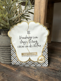 Voetenmasker - vandaag een stapje terug