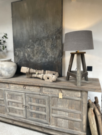 Stoere houten tafellamp 3 poot