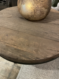 Stoere bijzettafel rond oud hout met staal "Levv"